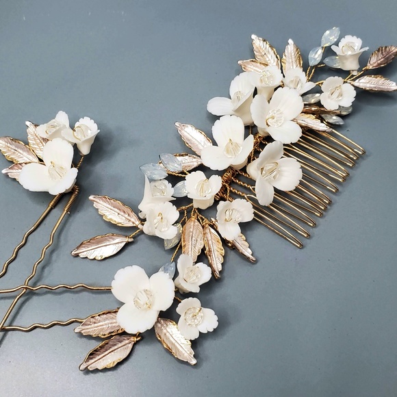 Enjoy Luv Accessories - 3pcs Set Bridal headpiece Hairpiece gold comb floral feminine white Flower metal